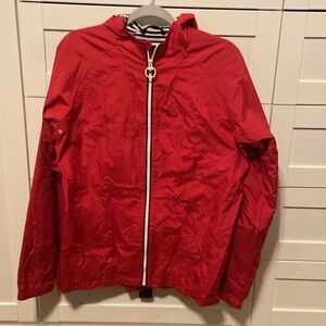 Land’s End Boys Raincoat. New condition. Classic colors and upscale piping.